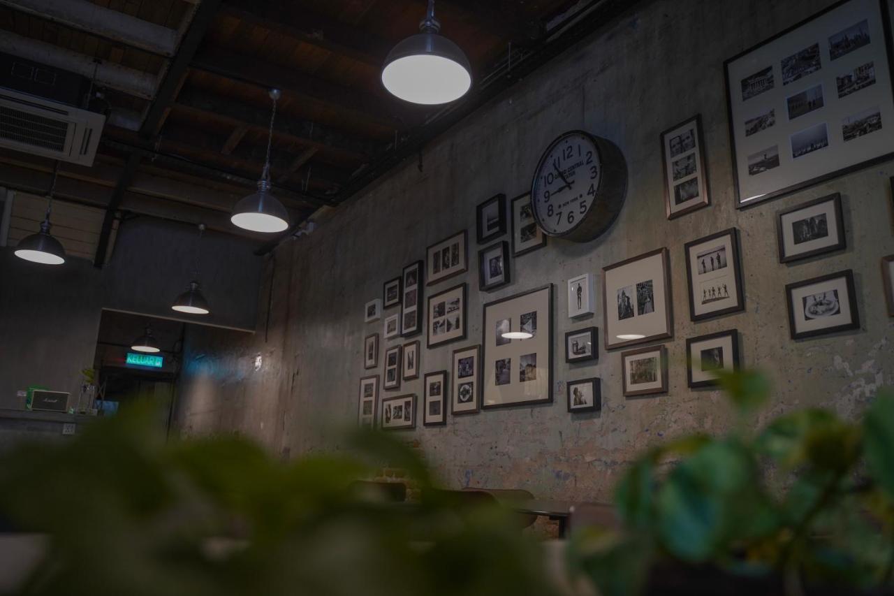 Dé Cafe&Rest House Ipoh Extérieur photo